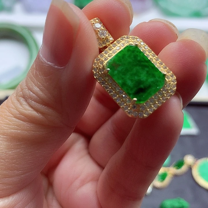 颈饰银S925镶嵌翡翠翡翠