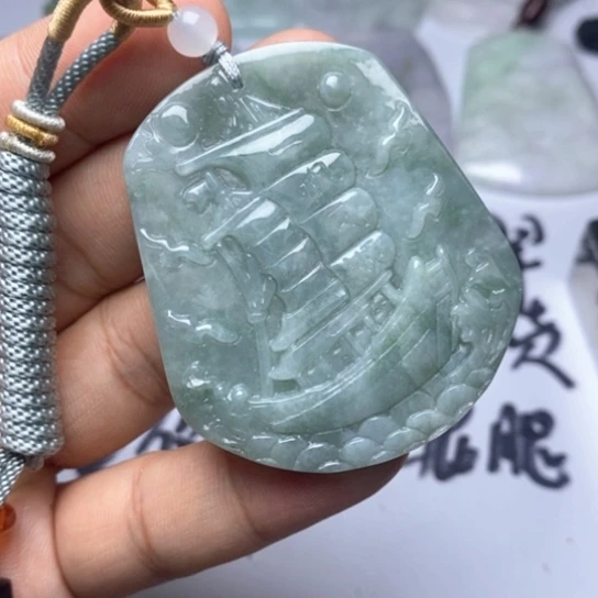 颈饰未镶嵌翡翠翡翠