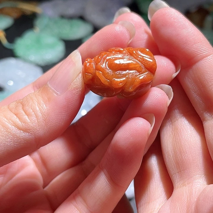 颈饰未镶嵌翡翠天