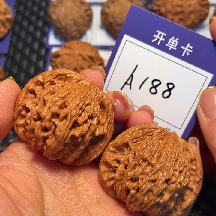 把件桃核45虎头A188