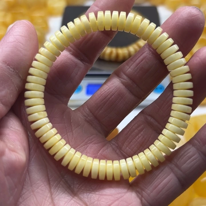 琥珀（矿物珀）未镶嵌裸石