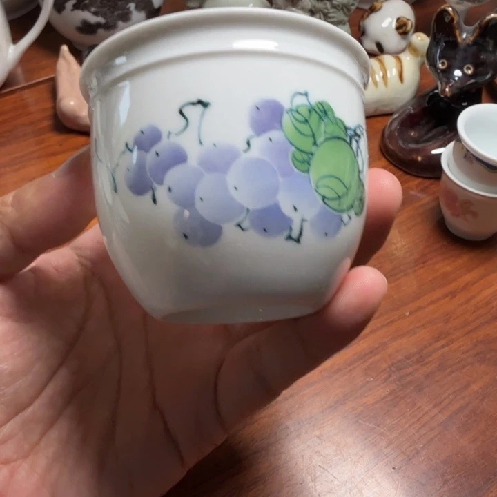 釉下彩葡萄花主人杯