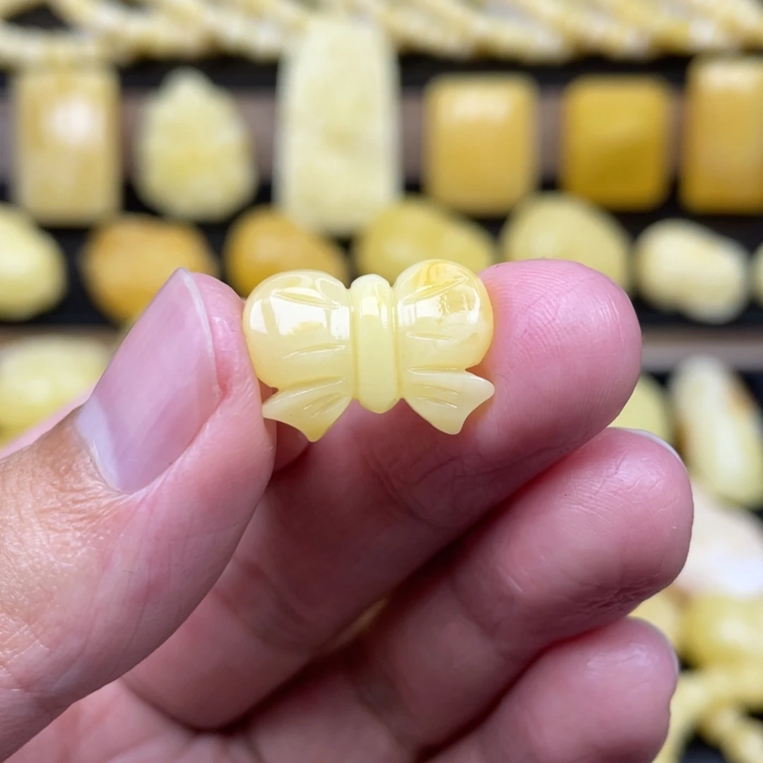 琥珀未镶嵌裸石琥珀蜜蜡