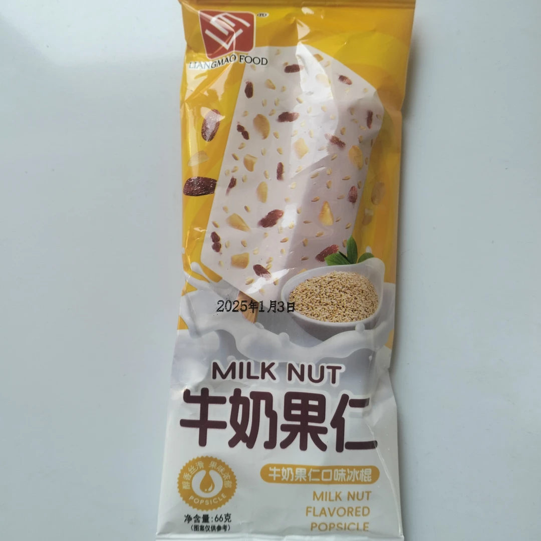 粮贸牛奶果仁，牛奶果仁口味冰棍