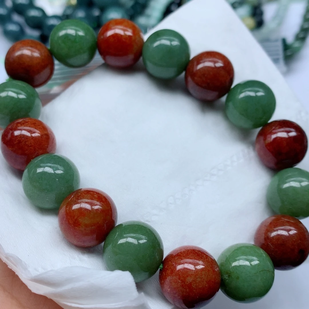 翡翠项链未镶嵌翡翠