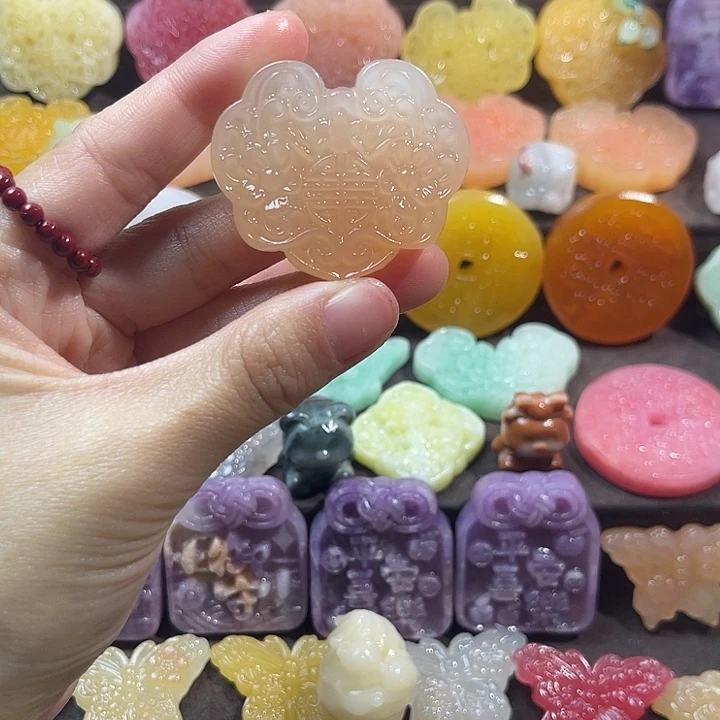 玛瑙/玉髓吊坠(赠链)未镶嵌