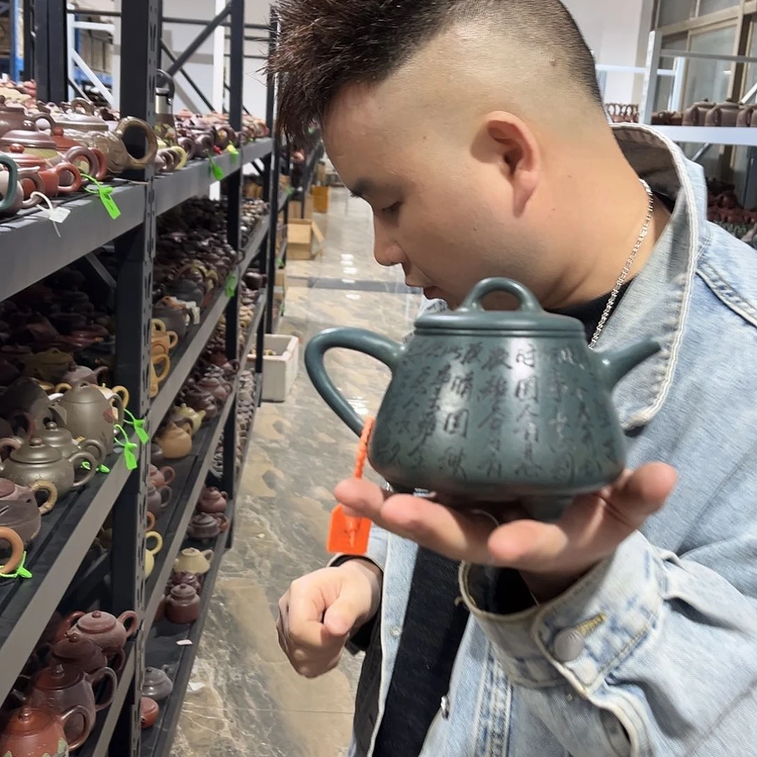 茶壶紫砂tututulu