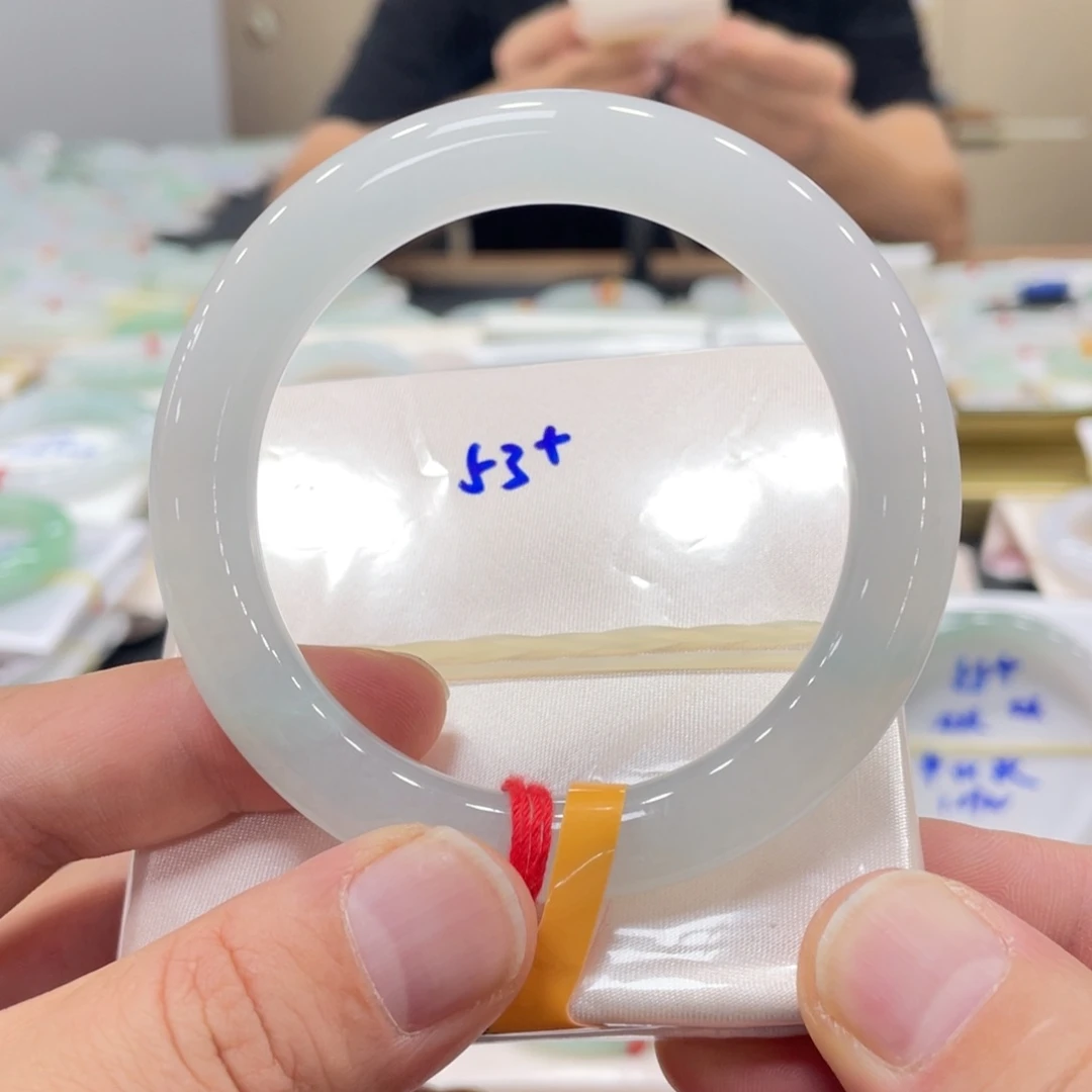 未镶嵌手镯翡翠翡翠