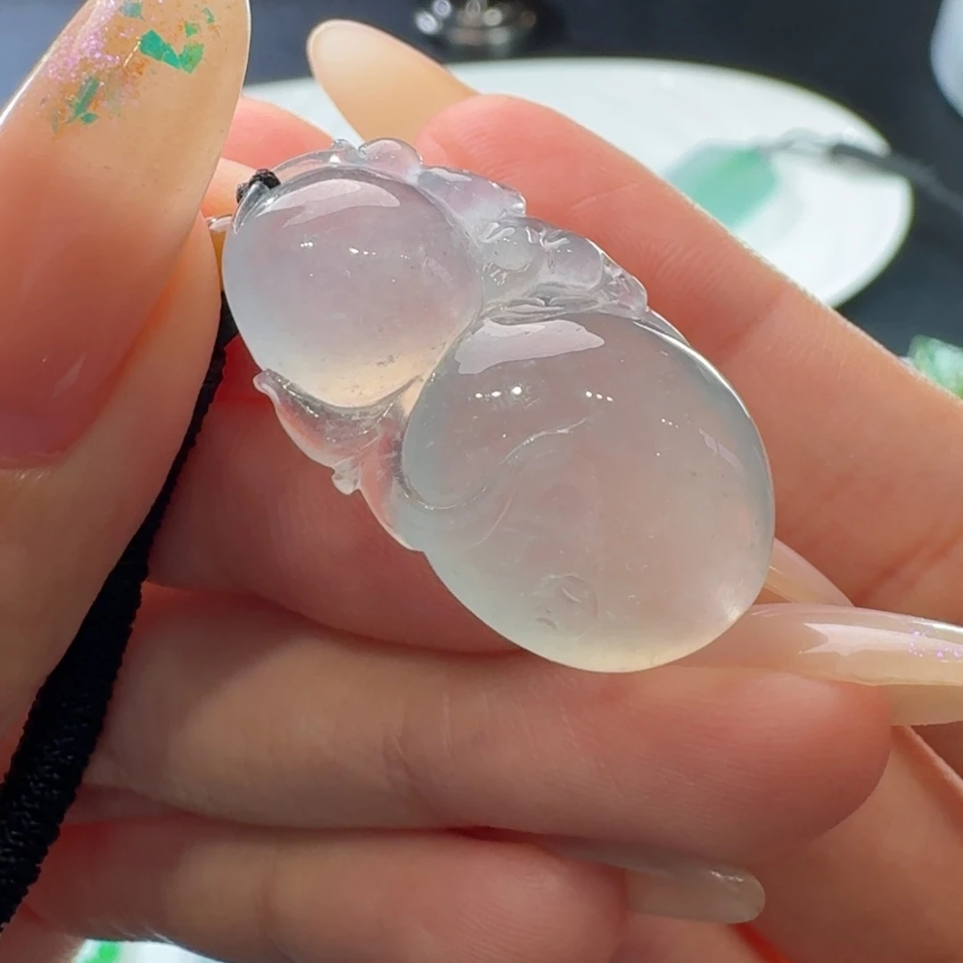 翡翠未镶嵌颈饰莫西沙冰块寿桃