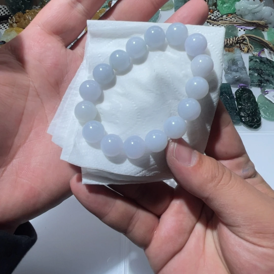 翡翠颈饰未镶嵌天然