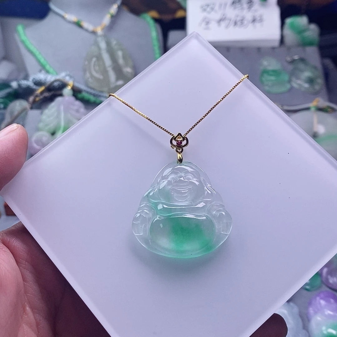 翡翠未镶嵌吊坠(赠链)