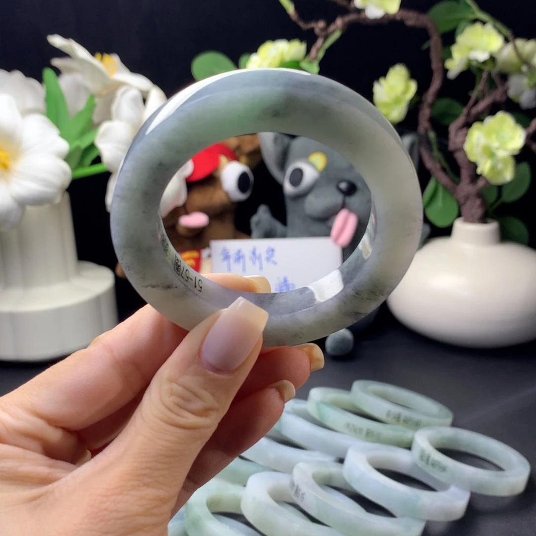 小***进定制翡翠未镶嵌翡翠定制56