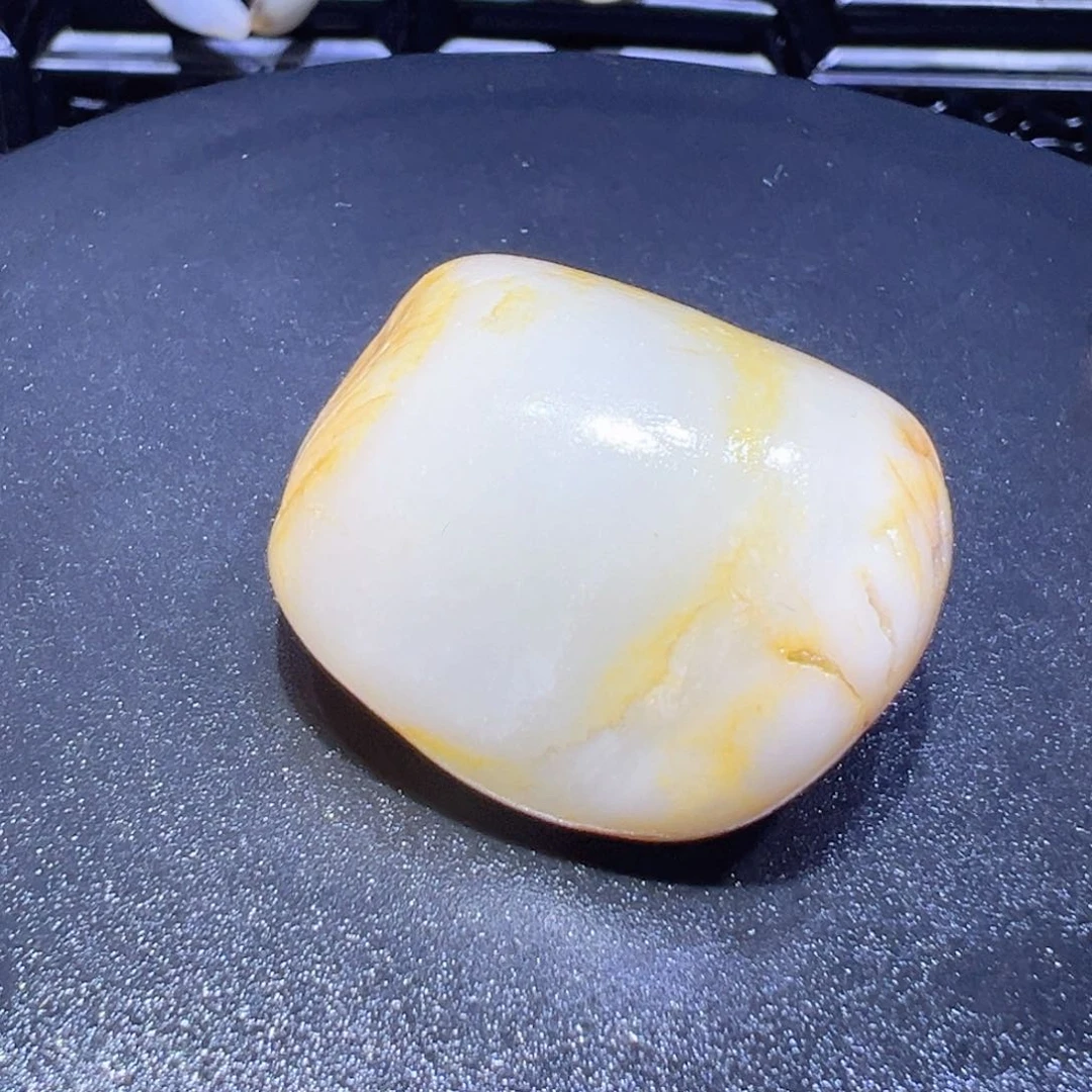 和田玉（子料）未镶嵌颈饰40克-5