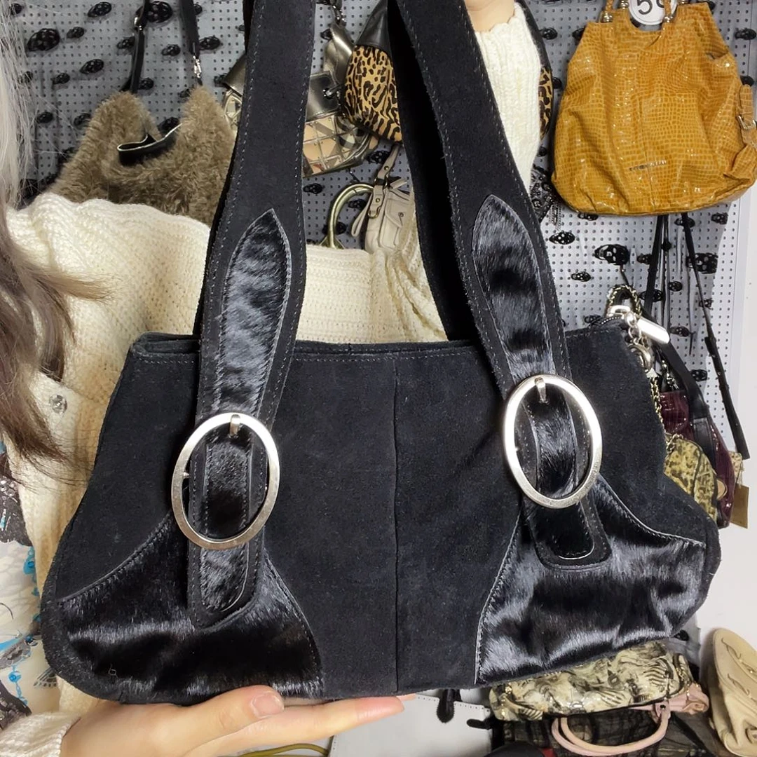 蚕丝包包包包包包包包黑色