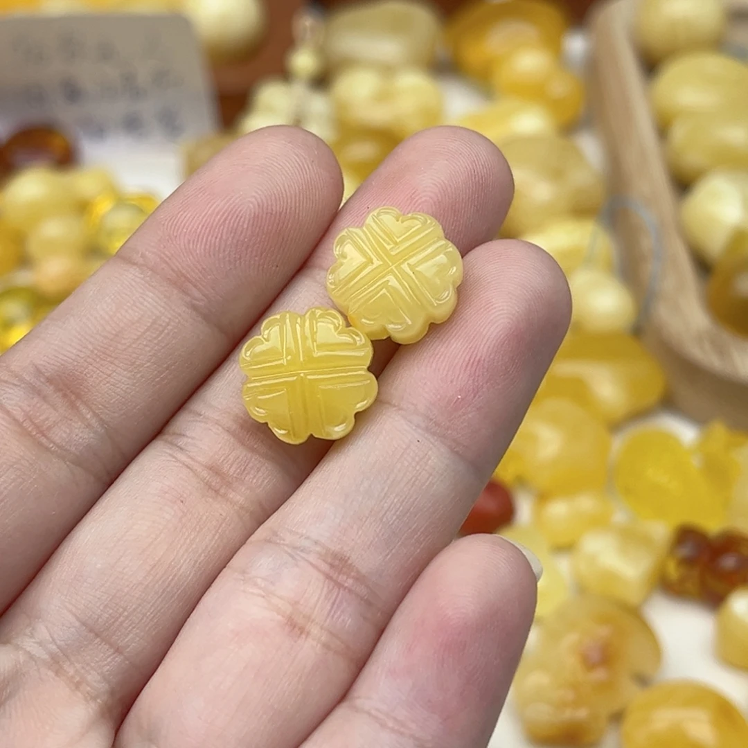 裸石蜜蜡未镶嵌配饰