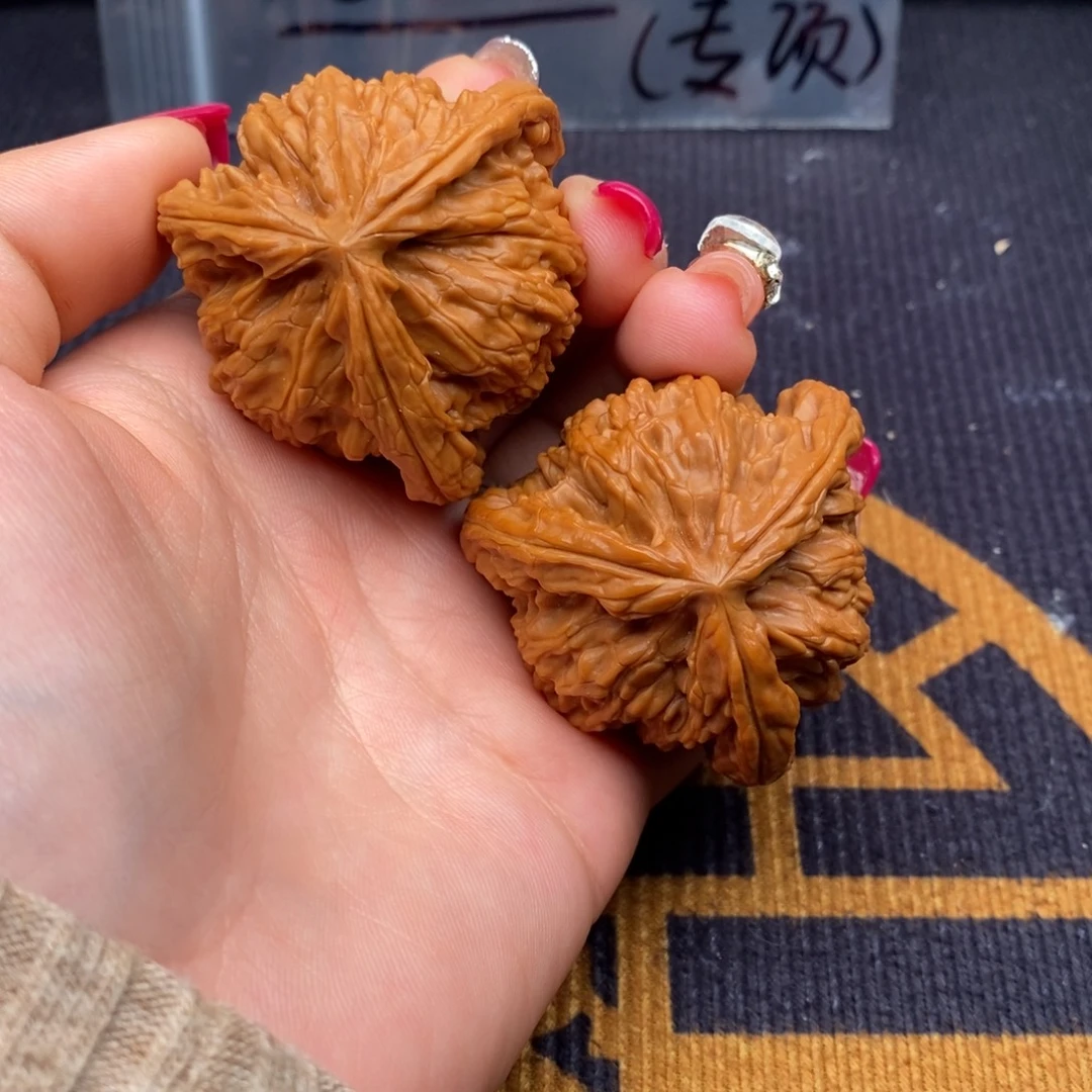 配***`把件文玩核桃白狮子