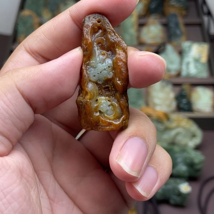 岫岩河磨玉（透闪石质玉）未镶嵌把件