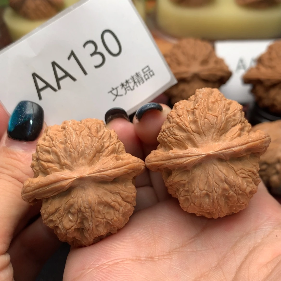 把件文玩核桃全品血麒麟40