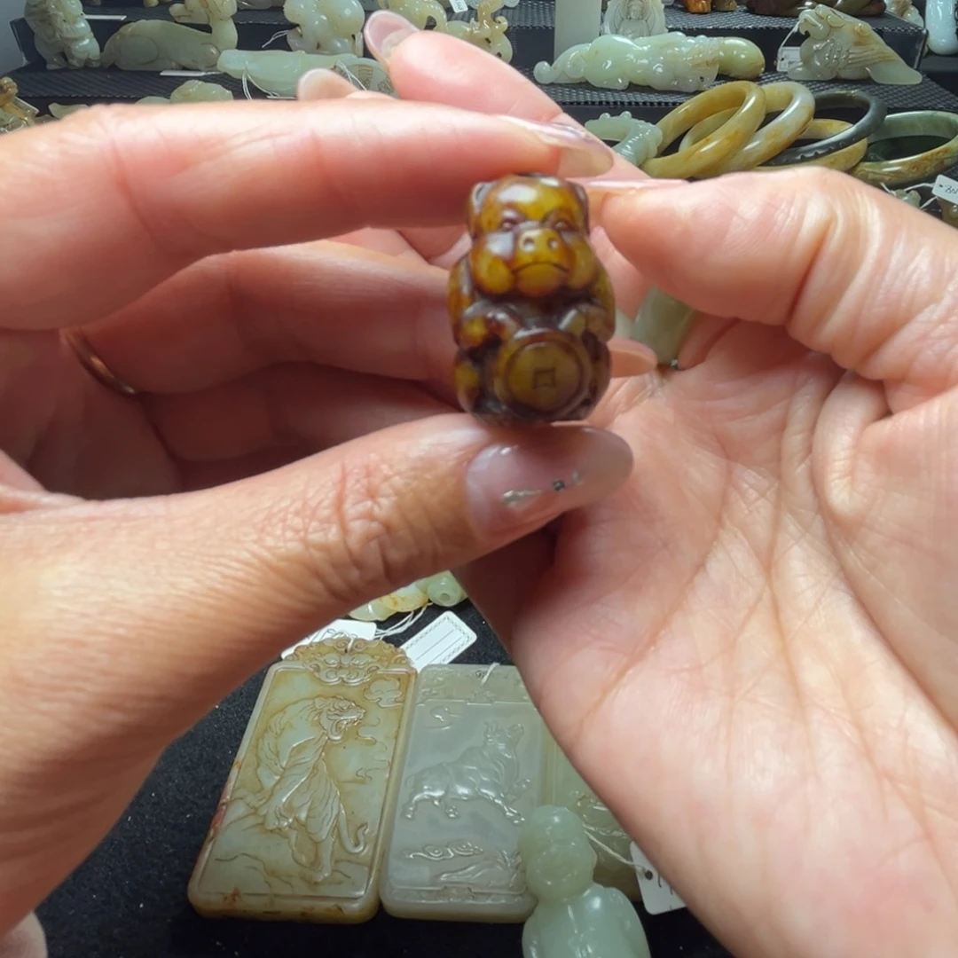 和田玉未镶嵌吊坠(不含链)