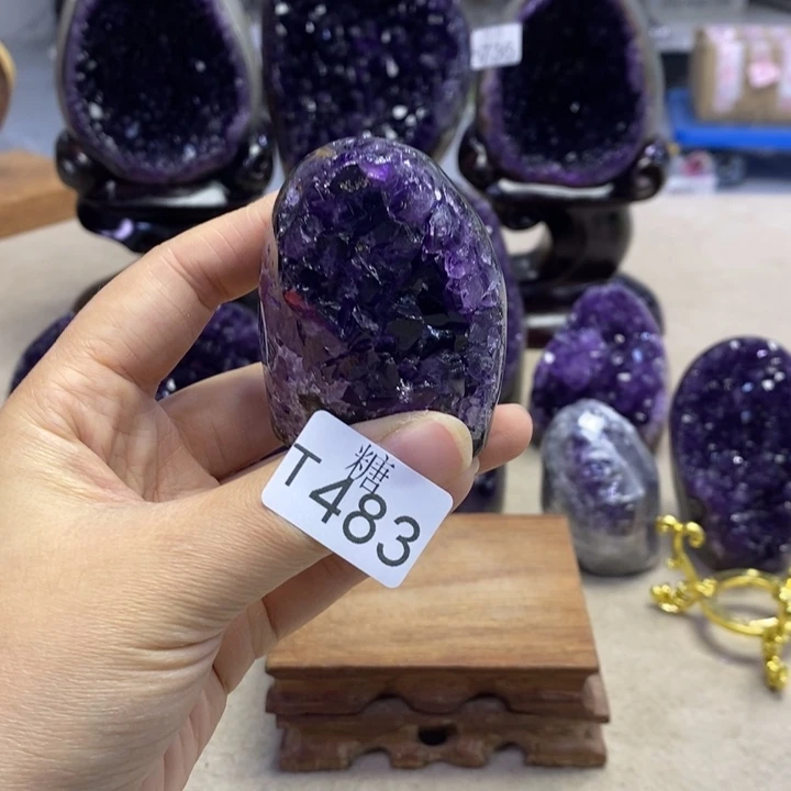 大型摆件（非配饰）未镶嵌紫晶