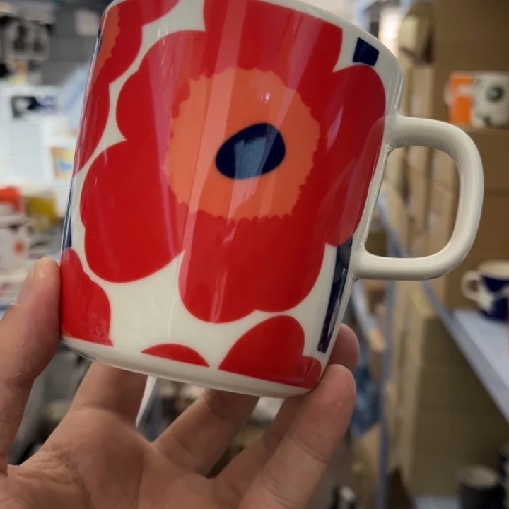 marimekko红花墨蓝400ml马克