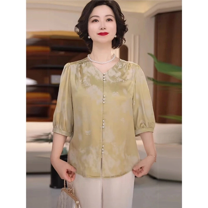 母亲节2025时尚新款妈妈夏季花色小衫中老年新中式两件套装薄款