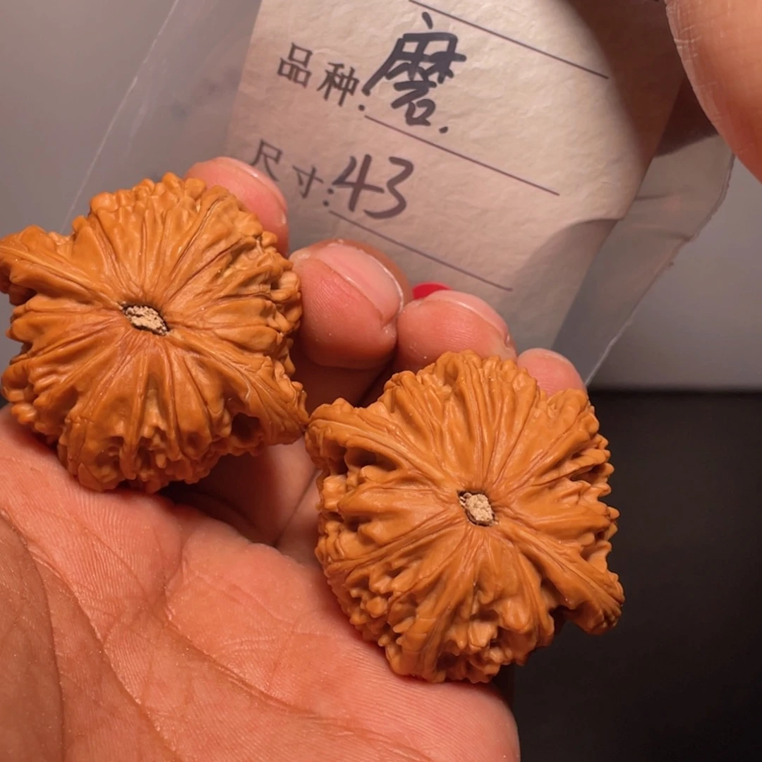 文玩核桃吊坠文玩核桃