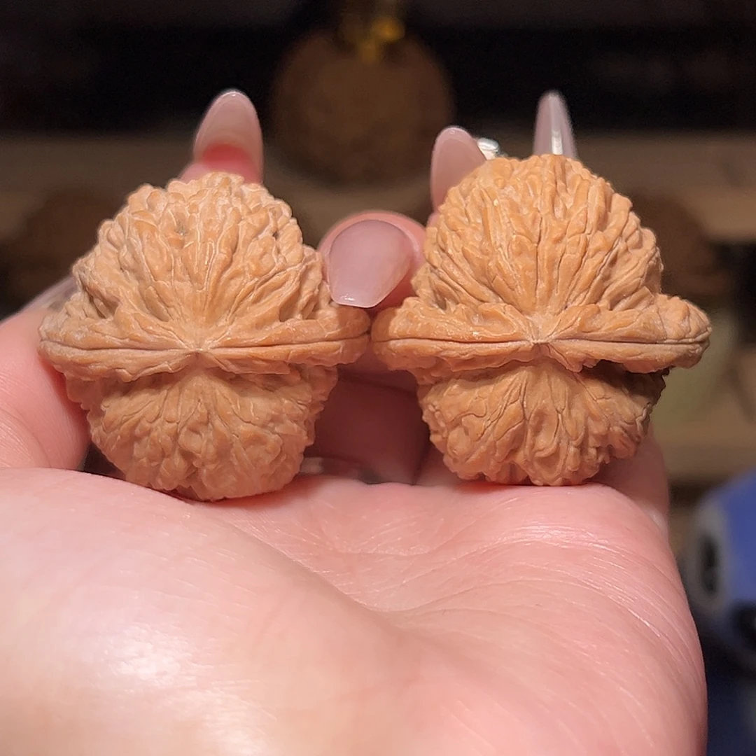 文玩核桃吊坠39球白