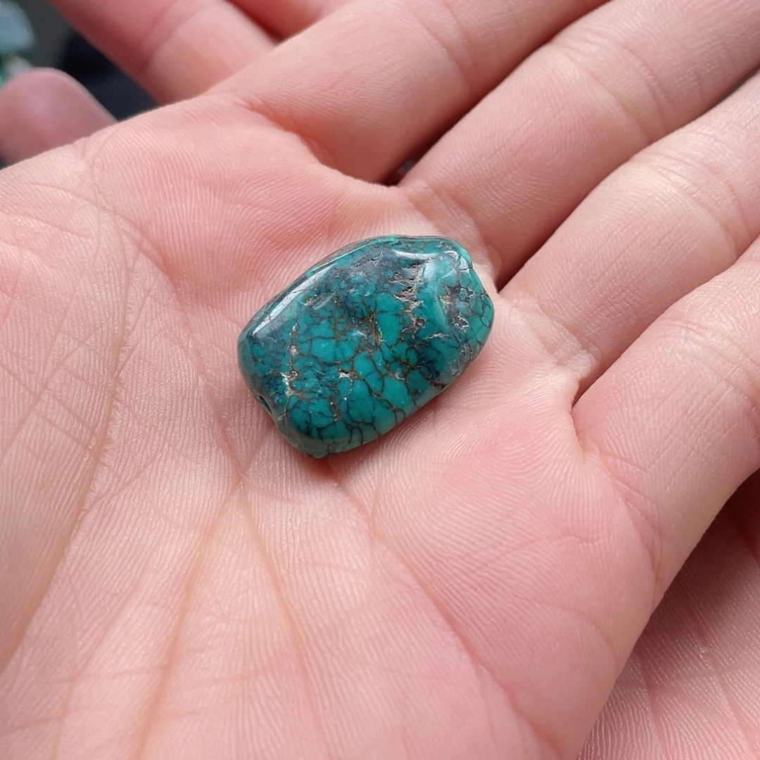 绿松石未镶嵌随形1