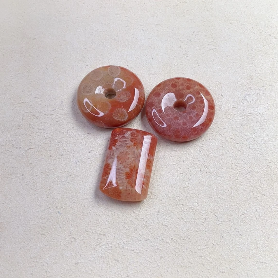 【闪购商品】硅化玉吊坠(赠链)未镶嵌如*