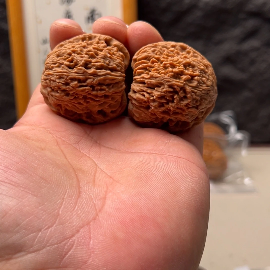 叫***泽文玩核桃把件南疆41