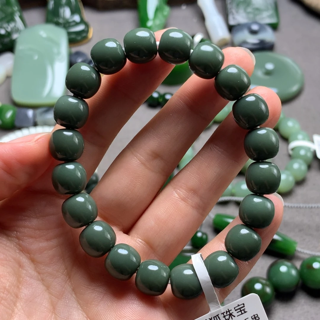 和田玉未镶嵌颈饰手串