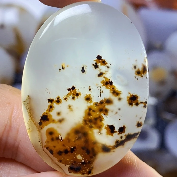 玛瑙/玉髓未镶嵌珠宝半成品