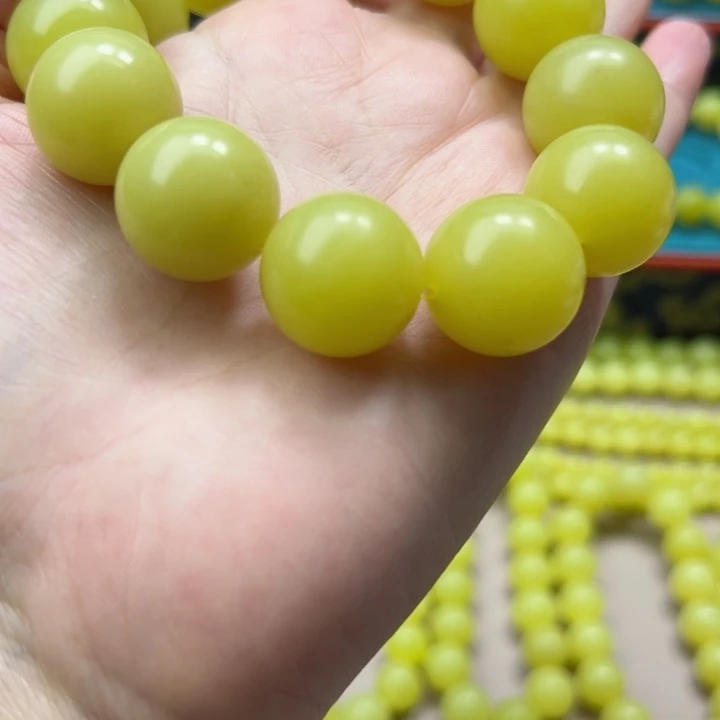 梧***桐非金属无新疆若羌黄口手串