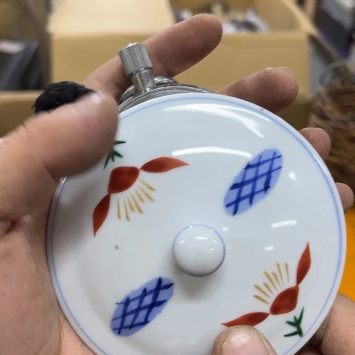 卢***卫炎少瓷器欢迎大家前来
