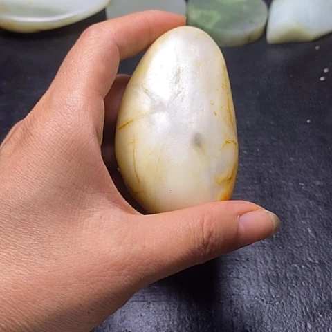 和田玉足铂镶嵌珠宝奇石