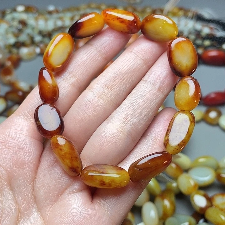 和田玉未镶嵌手链