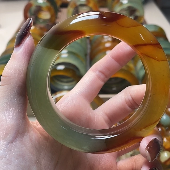 蛇纹石玉未镶嵌手镯57