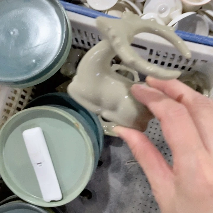 茶具微瑕，介意勿拍