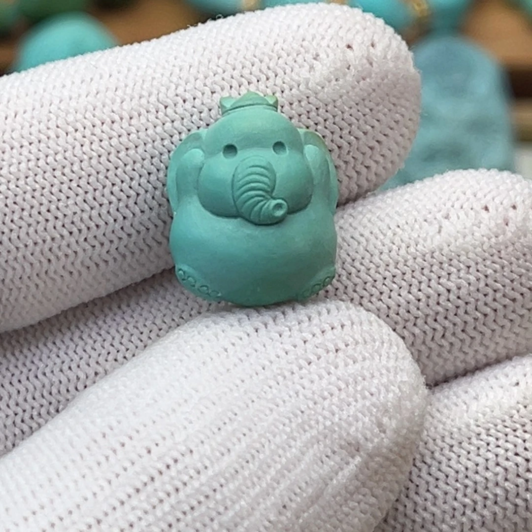 绿松石未镶嵌珠宝奇石