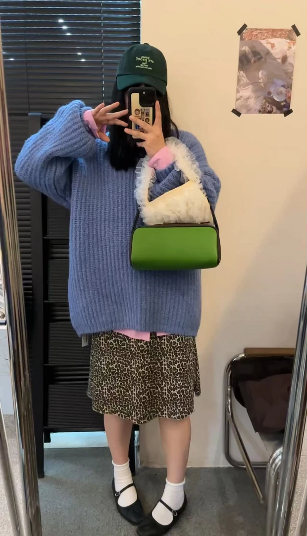 【清】NO退换-V领纯色毛衣【20015】