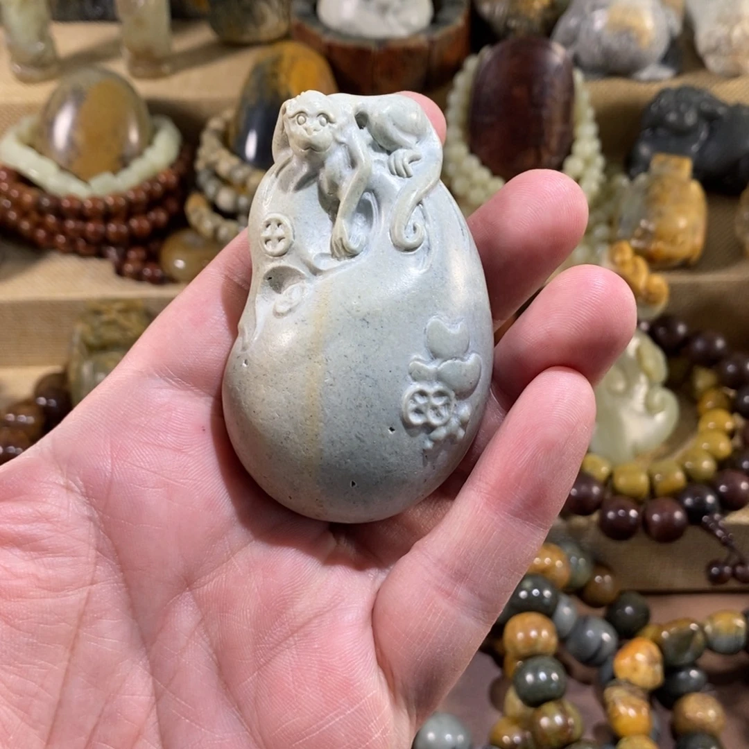 岫岩河磨玉（透闪石质玉）未镶嵌挂件