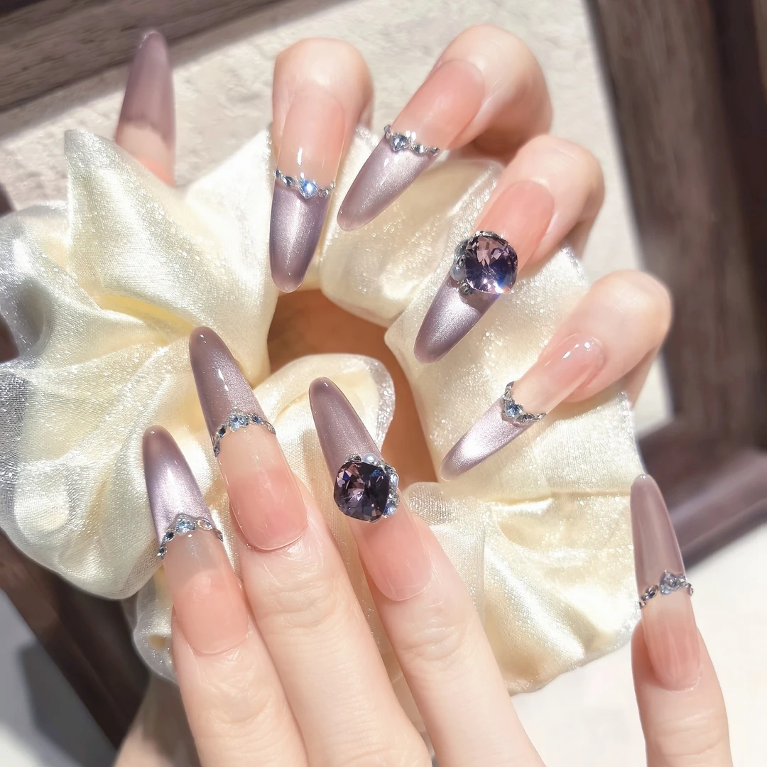 （紫醉金迷）爆闪钻高级薰衣草紫调侧光小碎钻猫眼珍珠纯手工穿戴甲