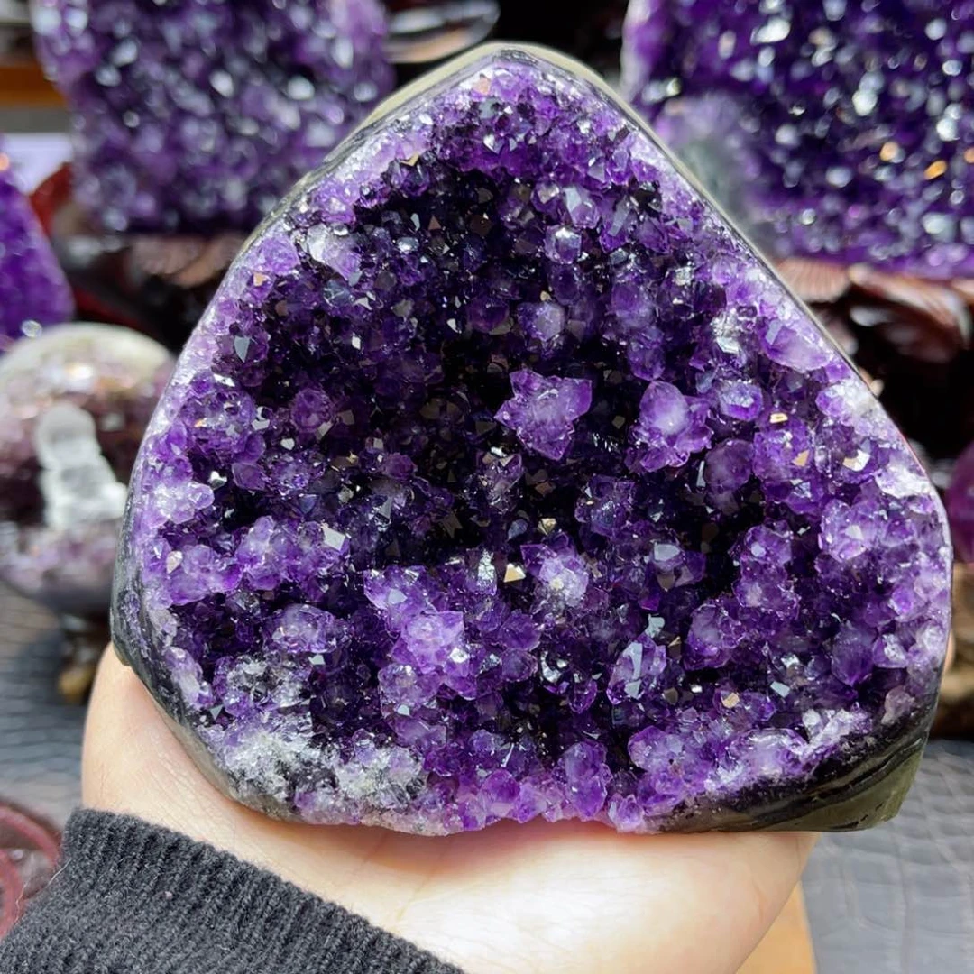 紫晶大型摆件（非配饰）未镶嵌