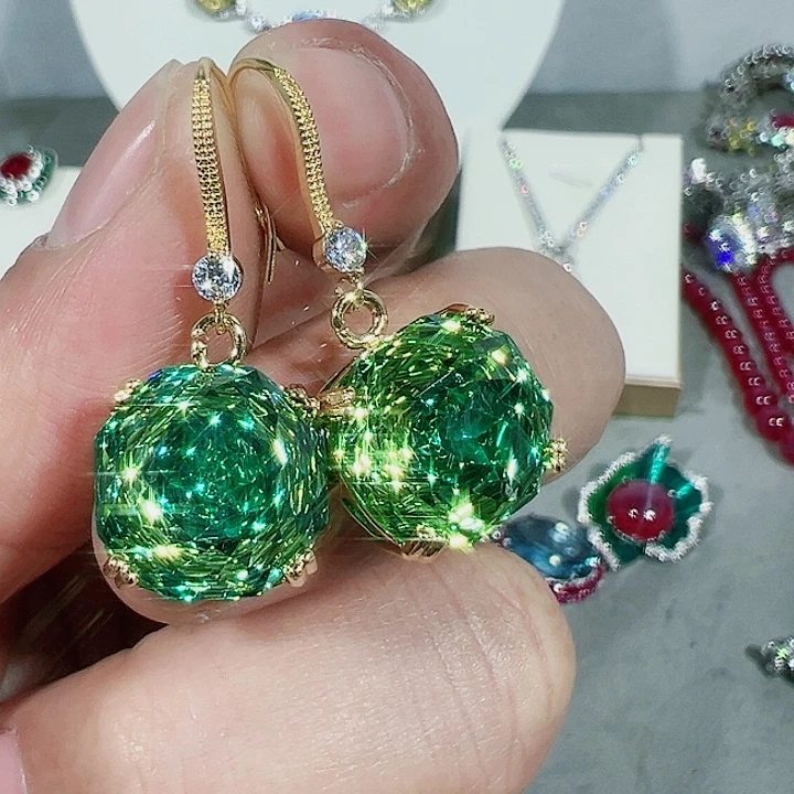 红宝石颈饰未镶嵌