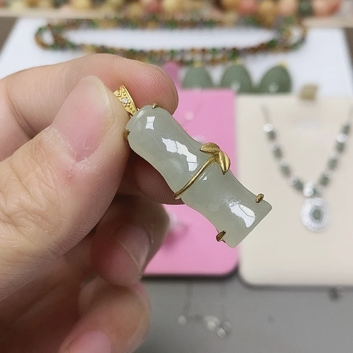 和田玉银S925镶嵌颈饰