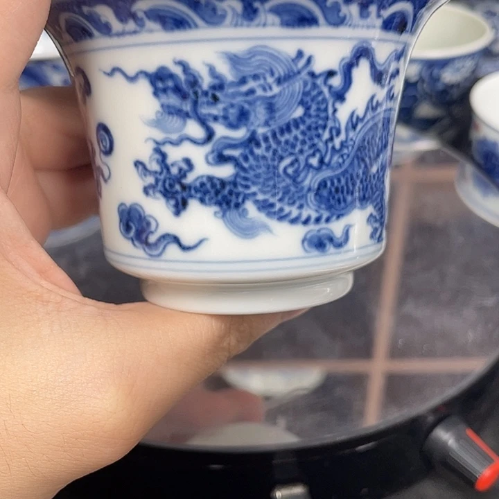 青花仿明云龙纹马蹄盖碗