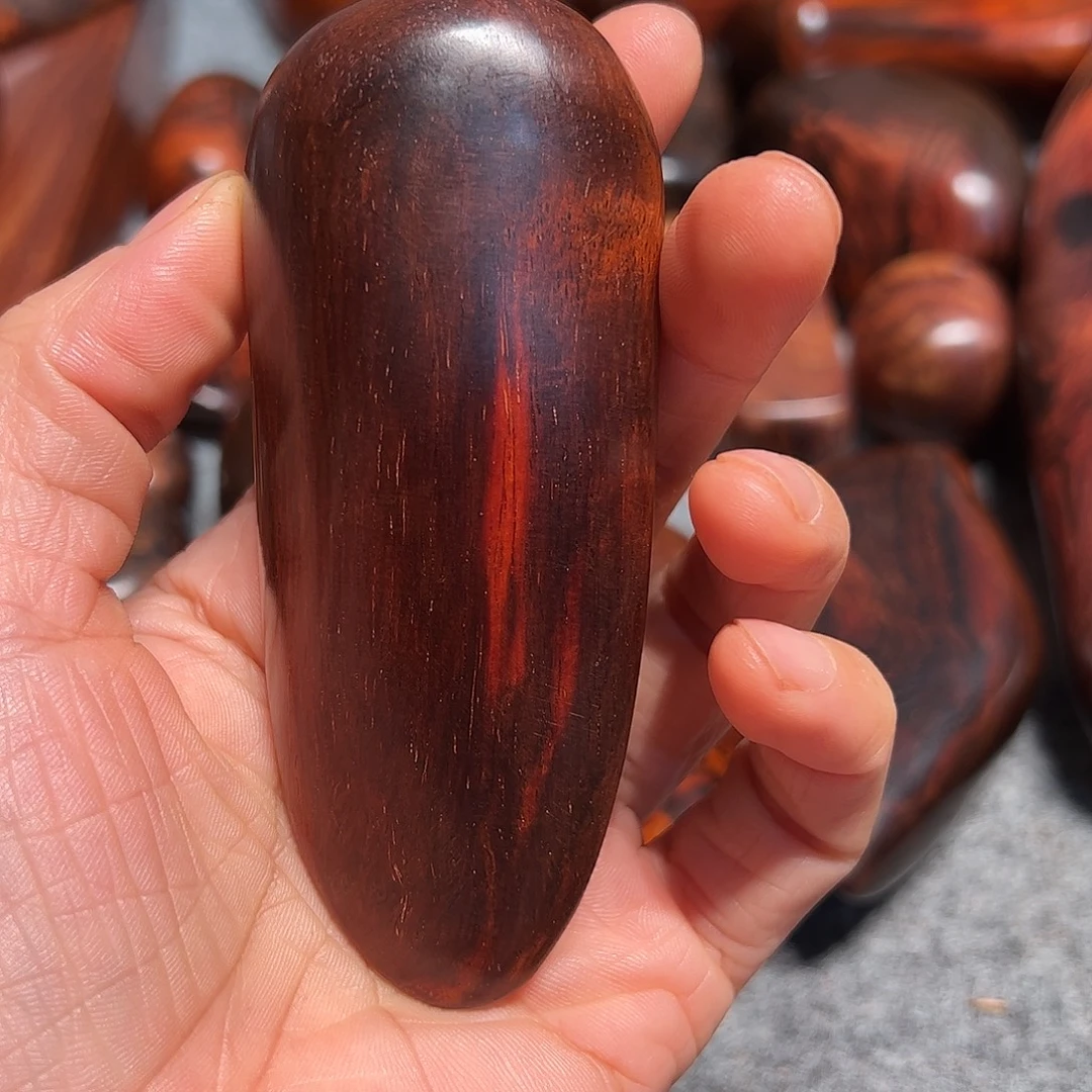 仰***空交趾黄檀（大红酸枝）