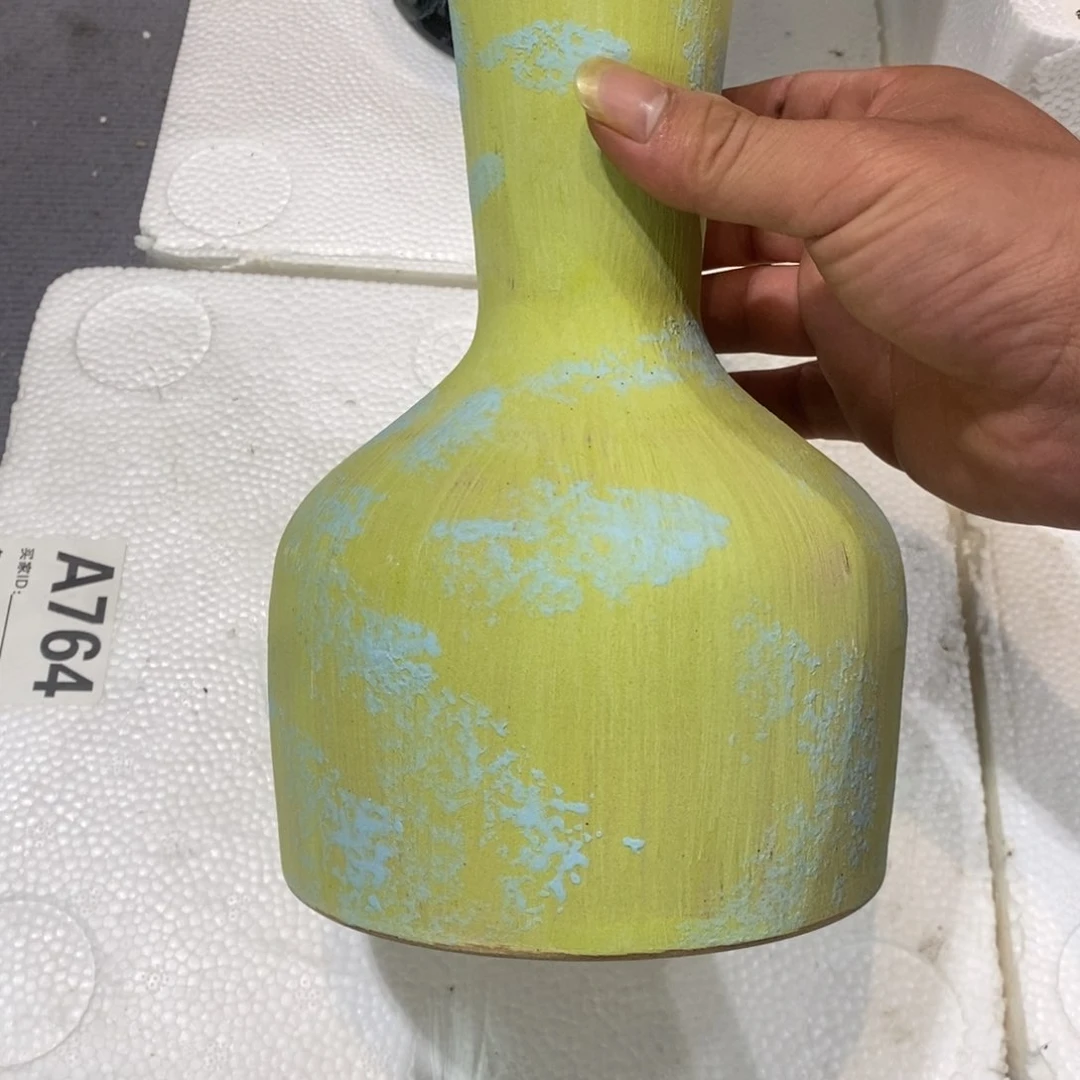 景德镇陶瓷高温花瓶