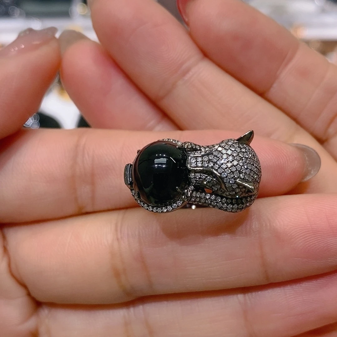 一****翡翠18K金镶嵌戒指